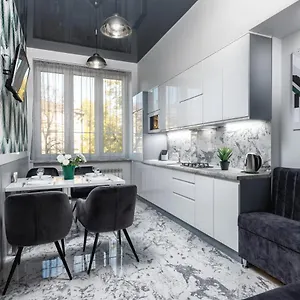 Levia Apartment-with 2 Bedrooms In The Old Town Львов
